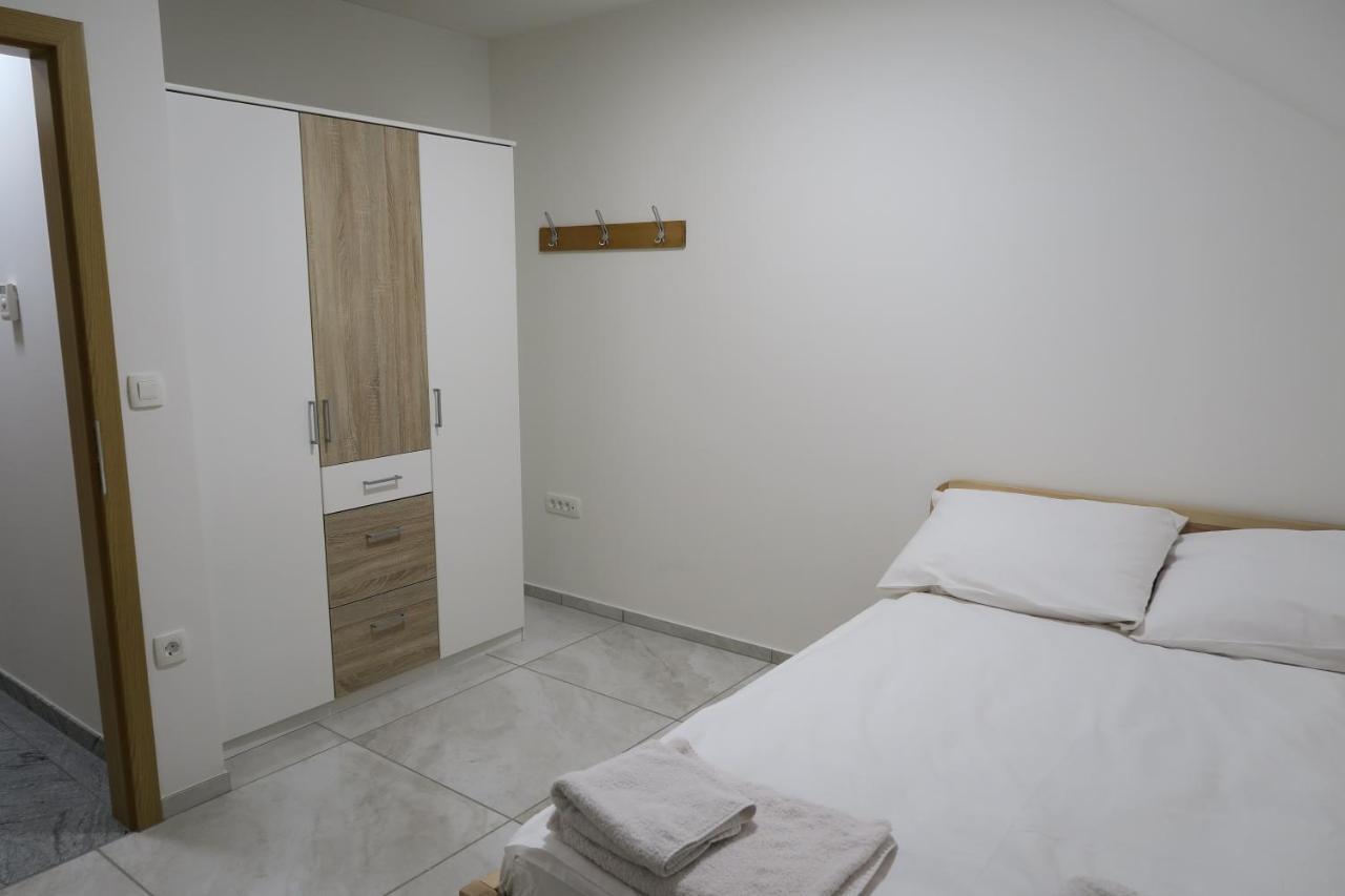 Rooms For Rent In Любляна Екстериор снимка