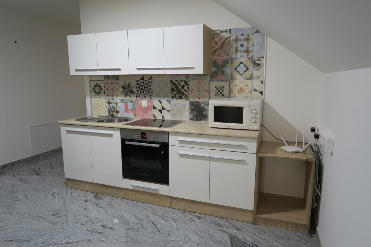 Rooms For Rent In Любляна Екстериор снимка